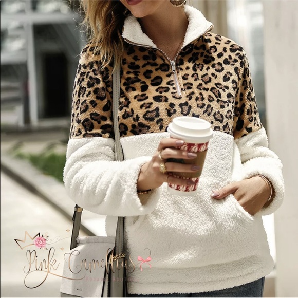 Leopard Print Fleece Pullover - Picture 4 of 9